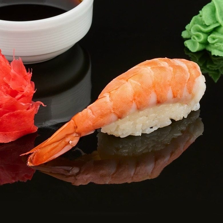 Суши с креветкой